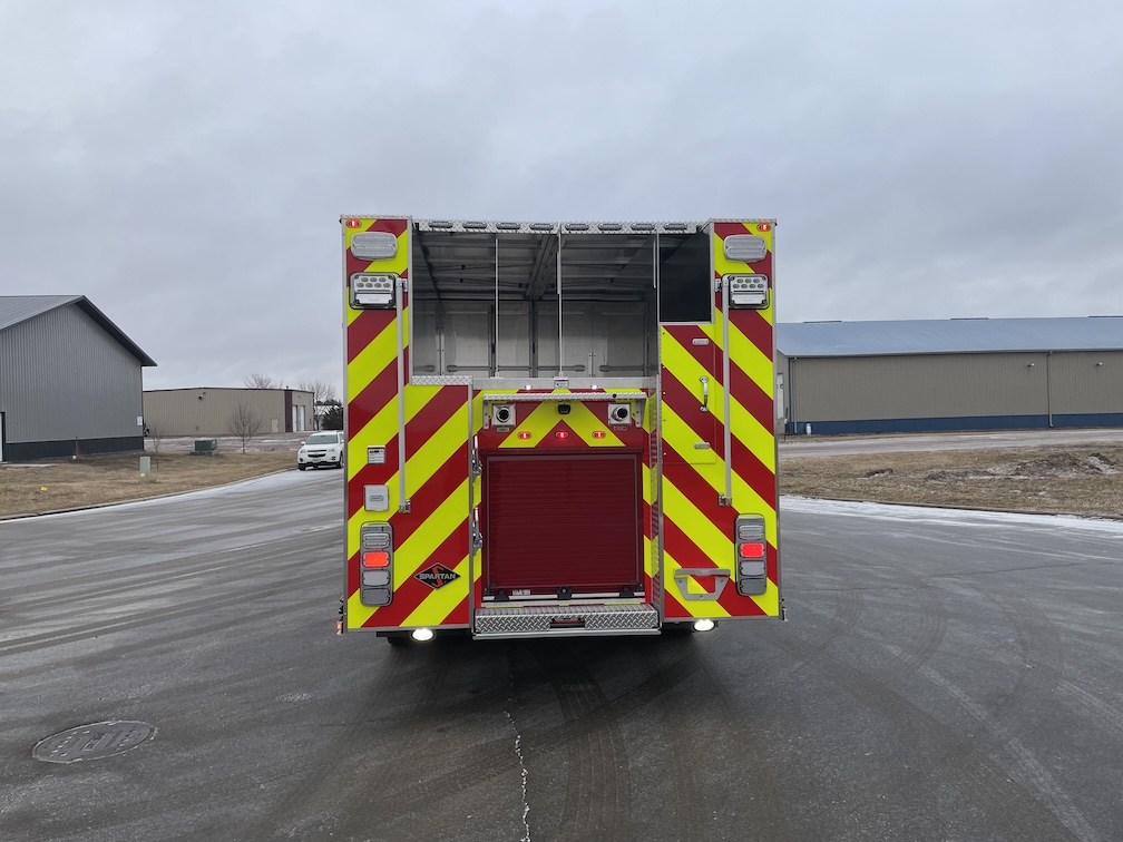 Spartan 4119 S-180 500 Gallon Pumper